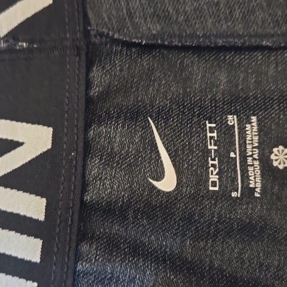 Nike Women's Attack Dri-Fit Training Pants Size‎ S Cropped Ankle Gym - Picture 7 of 11